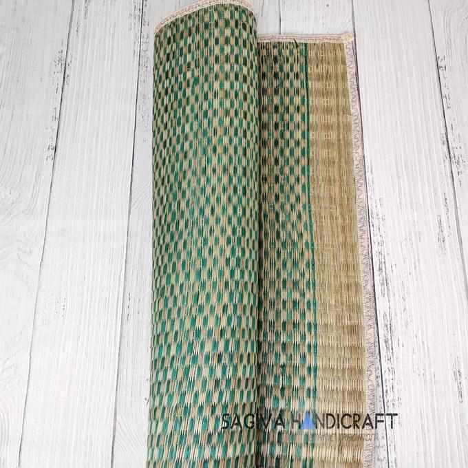 Tikar Gulung Renda Tebal Mendong Roll Samak Piknik