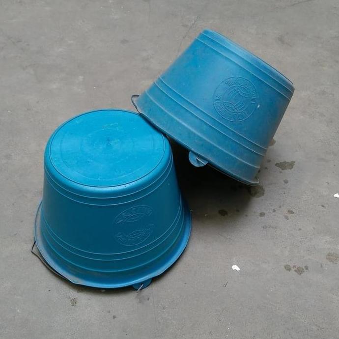 TERBARU - Ember Bangunan Hijau Biru Kecil Bola Dunia Anti Pecah Plastik Tebal