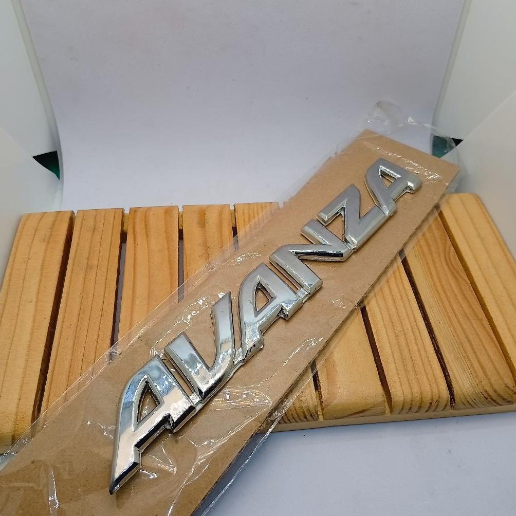 Emblem Logo Tulisan Mobil Avanza Original