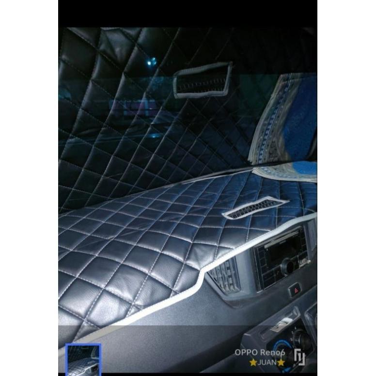 karpet/alas dasboard mobil calya/sigra