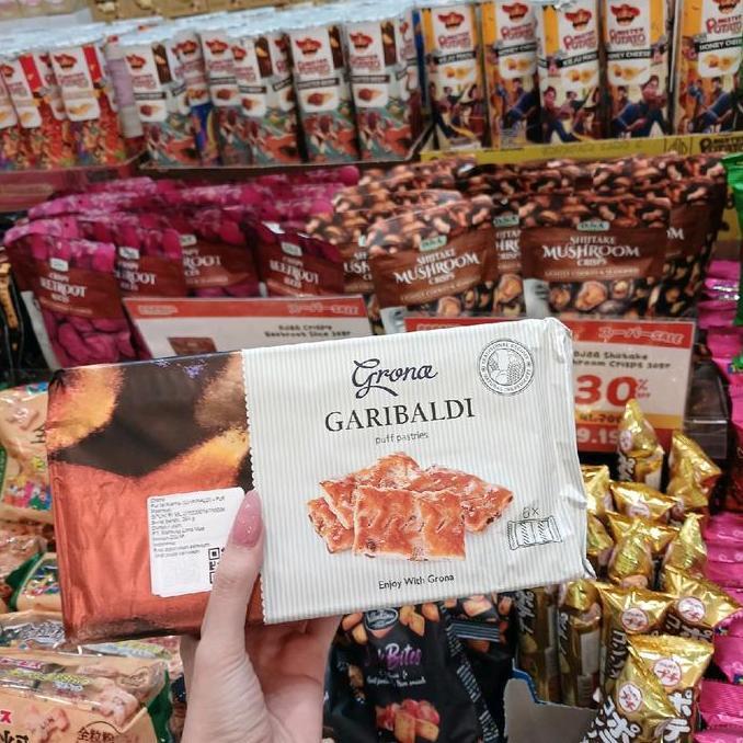 Grona Garibaldi puff pastries isi kismis  354G