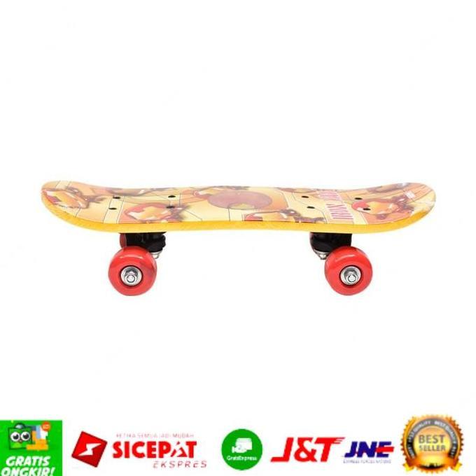 Disney Skateboard Anak Iron Man 40 x 13 x 8.5 cm