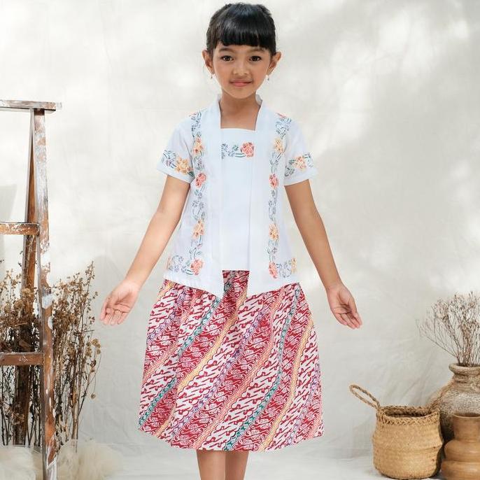 Kebaya Encim Batik Anak Set Lengan Pendek Katun Putih