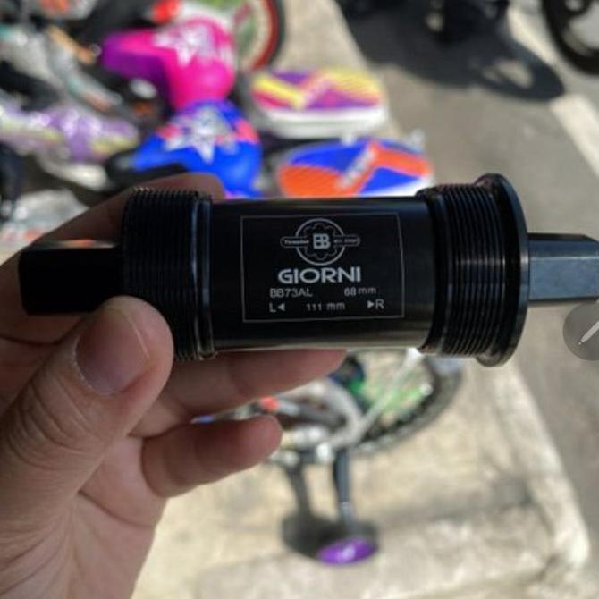 Bottom Bracket Bb Kotak Ceramic Giorni
