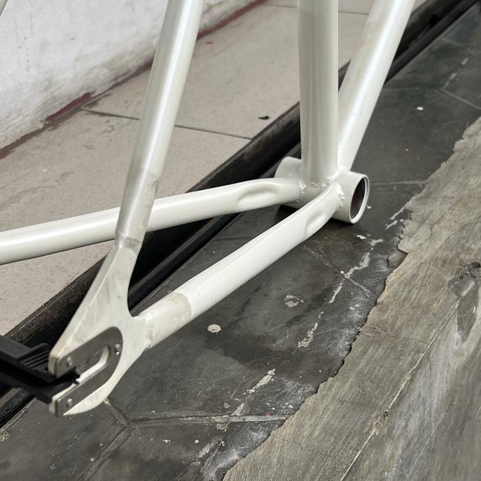 Frameset Fixie 700C Chromoly Klasik Putih Vintage Master Pursuit Lurus Original Dan Terpercaya