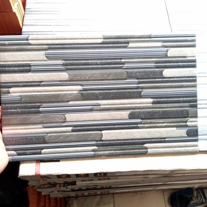 KERAMIK LANTAI 25X40 KASAR-KERAMIK DINDING 25X40-BATU TAMAN-KW 1