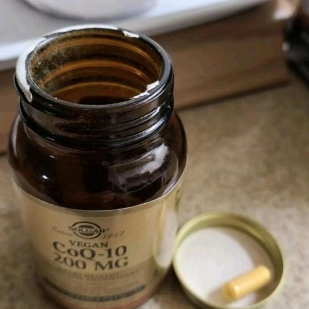 Solgar Vegan Coq-10, 200 Mg, 60 Vegetable Capsules Coq10 Heart Healthy, Protective Antioxidant Origi