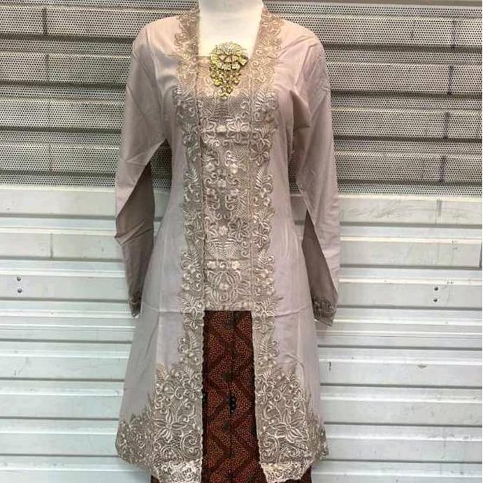 Atasan kebaya kutu baru bordir senada tunik//kebaya kutu baru tunik.