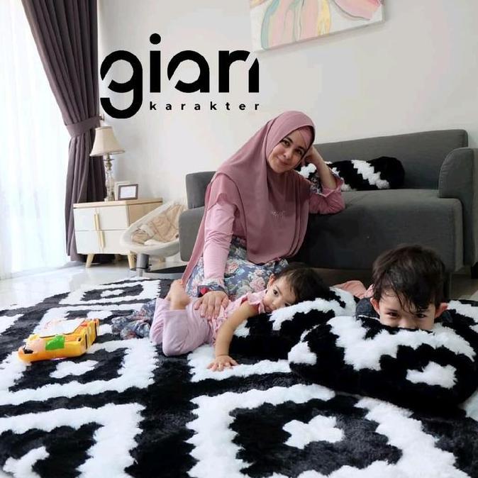 Gian karakter - Karpet Bulu tebal / Kasur lantai Bulu / Busa Motif Geometri premium Anti Slip Size 2