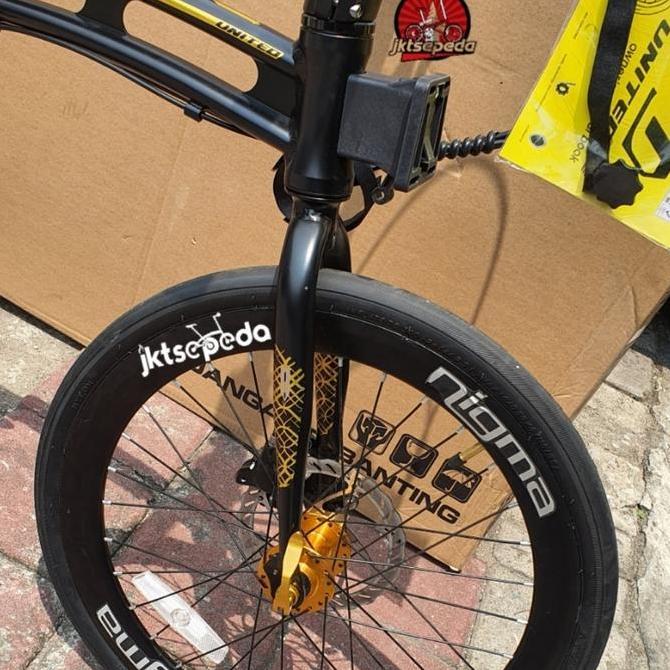 Sepeda Lipat UNITED NIGMA V