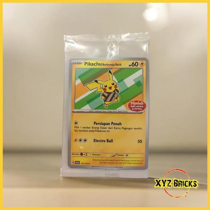 Kartu Pokemon TCG - Pikachu Berkemeja Batik