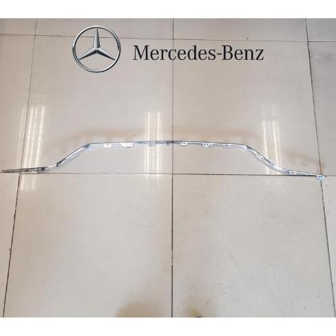 List Chrome Lower Bemper Belakang Mercedes Benz W205 A2058856103