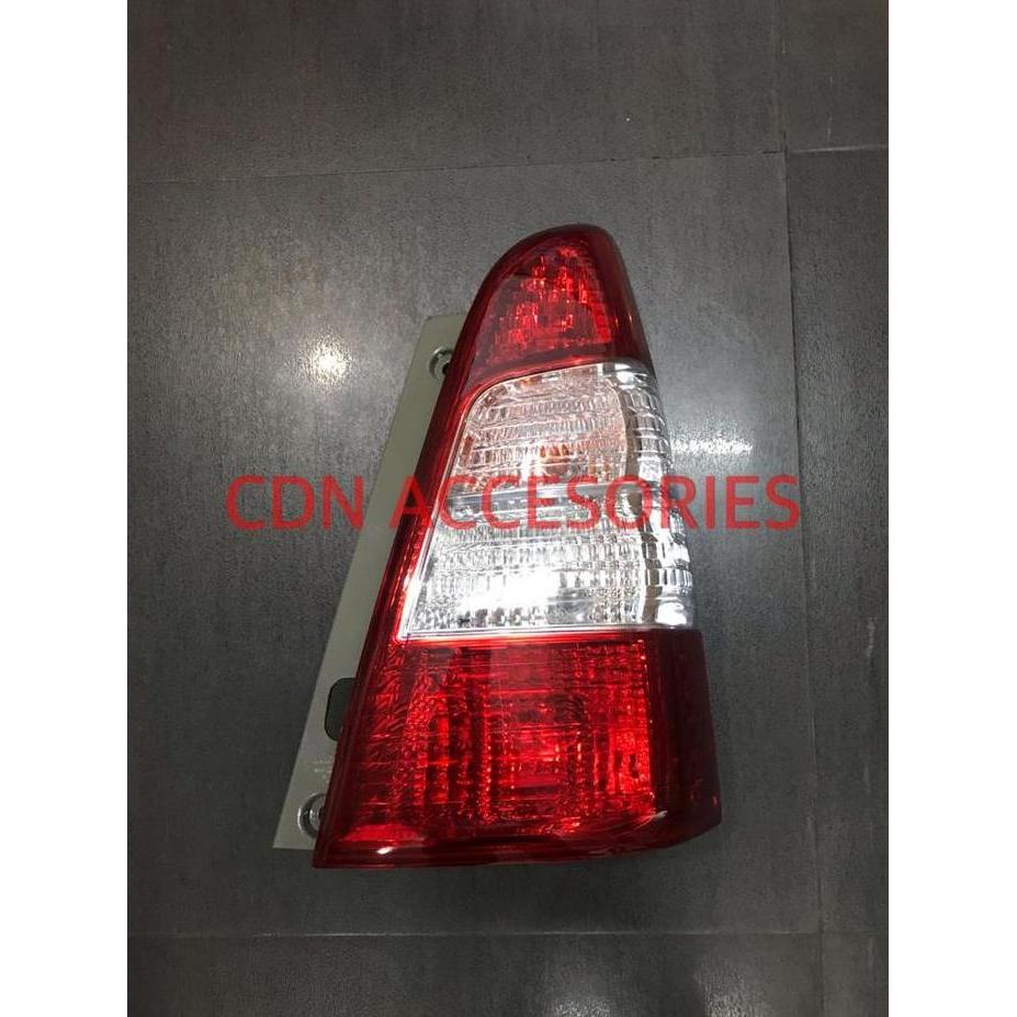 Stoplamp Innova/Lampu belakang Innova/Toyota Innova + socket & Bohlam