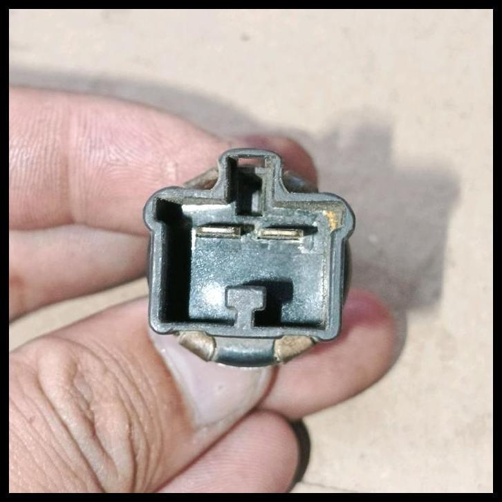 TERLARIS SWITCH SENSOR PEDAL REM BEKAS MOBIL TOYOTA KIJANG SUPER G GRAND ROVER