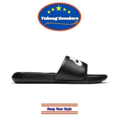 Sandal Pria Nike Victori One Black White CN9672