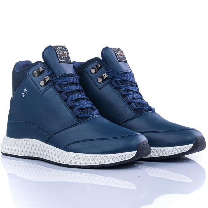 SEPATU SNEAKERS PRIA LAVIO EURO