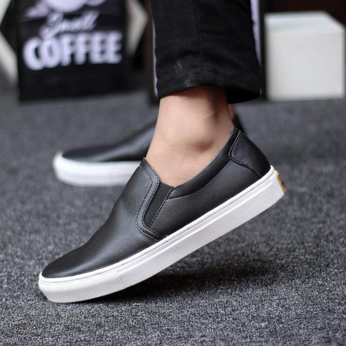 Sepatu Slip On Pria Kulit Asli Orinal Cevany Mori Brown Slop Sneaker