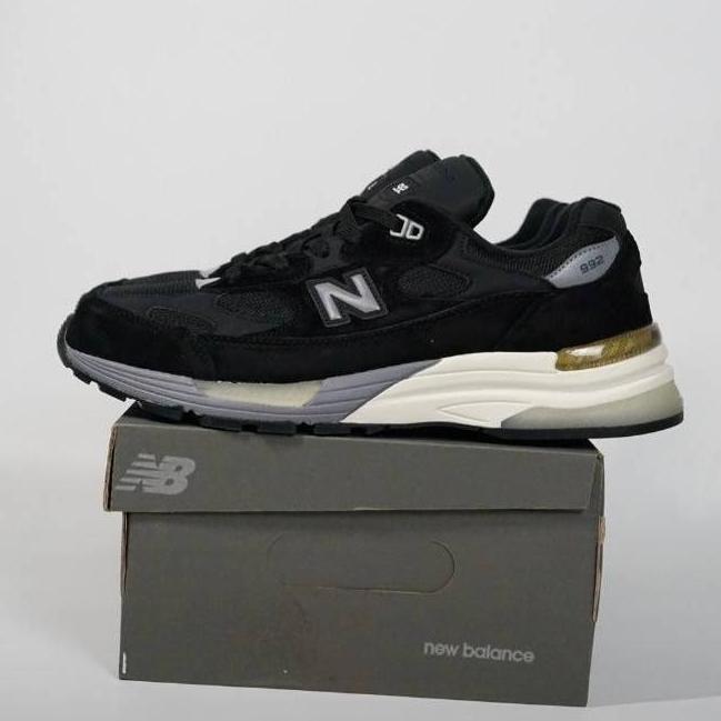 Sepatu NB 992 "Black White Grey"