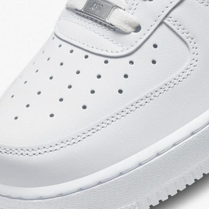 NIKE AIR FORCE 1 LOW 07 TRIPLE WHITE ( BLACK GS SHADOW AF WMNS DUNK )