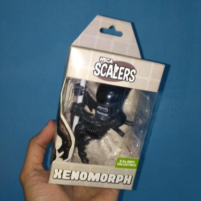 Neca Scalers Alien Xenomorph 3.5 Inch Vinyl Collectible