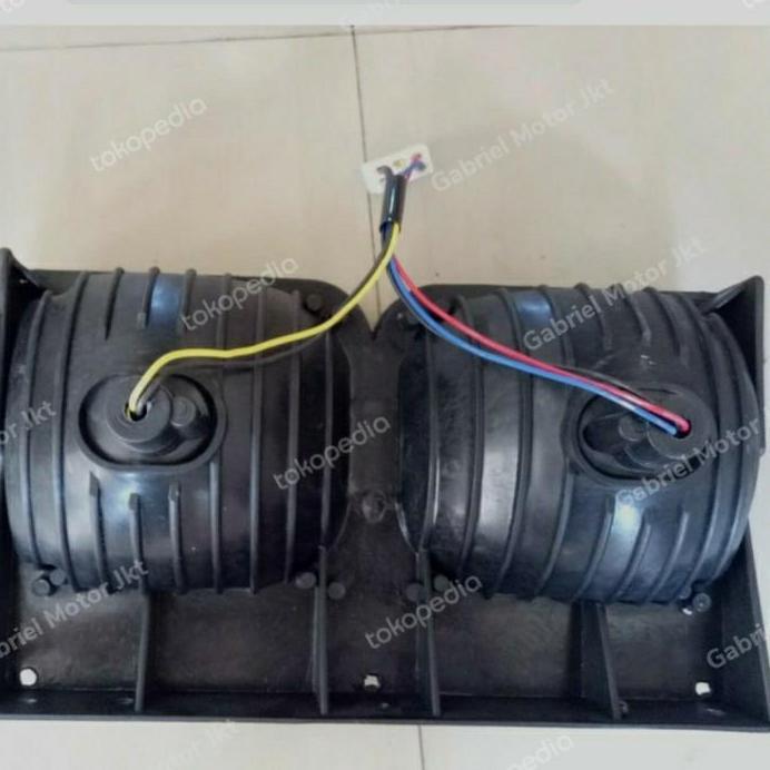 Lampu Stop/Rem Hino Ranger/Lohan Truk Promo