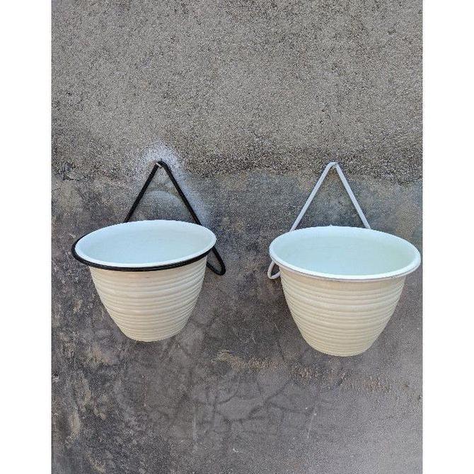 Ground- Standing Pot Unik / Standing Pot Tembok / Standing Pot Gantung / Gantungan Pot Minimalis Bes