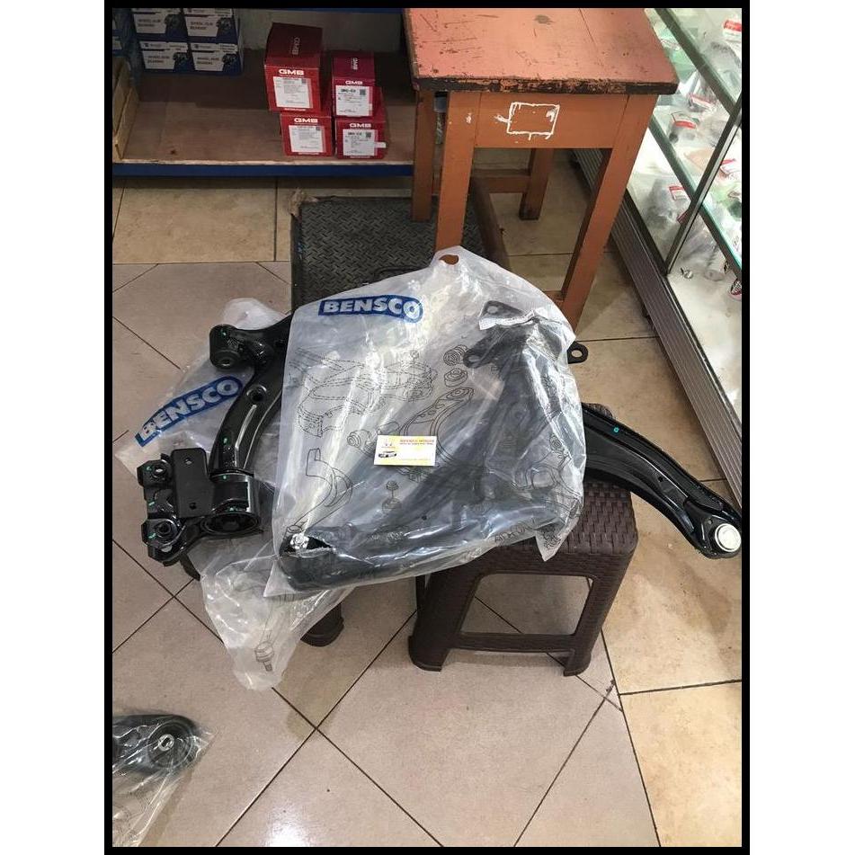 TERBARU LOWER ARM SAYAP DEPAN BAWAH CITY PESONA Z 1996 1997 1998 1999 2000 2001 2002 HONDA 51350-SX8