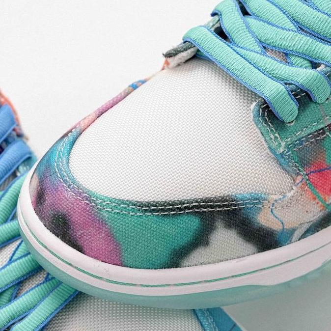 Sale Dunk Low Sb Bleached Aqua X Futura Laboratories (100% Authentic)