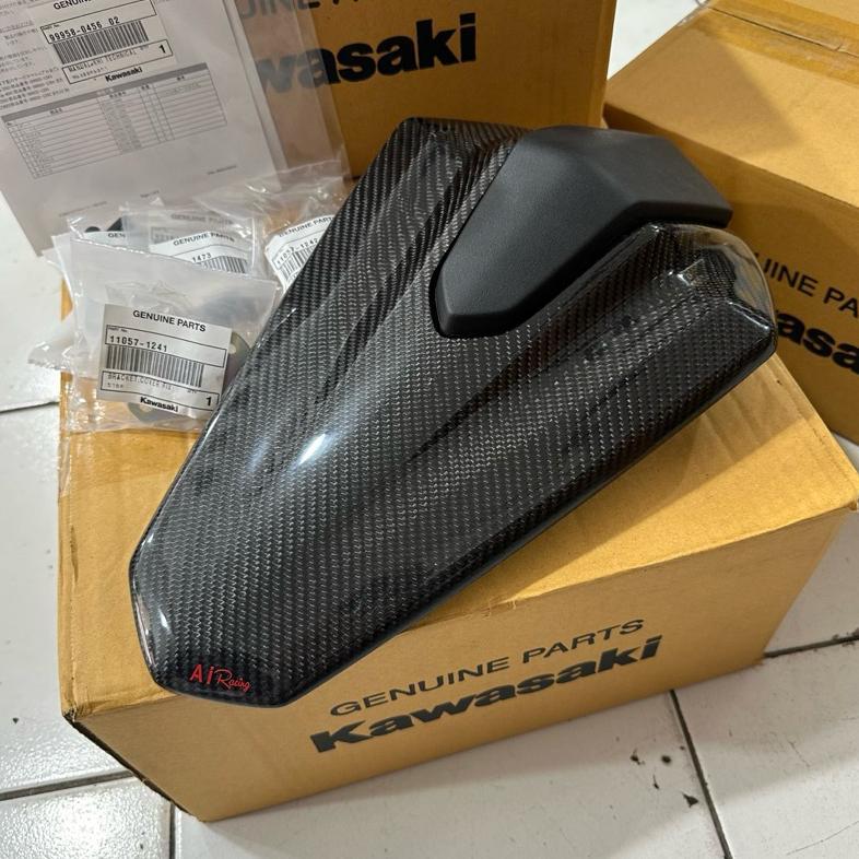 Kawasaki ninja 250 fi new 2018 GENUINE PARTS single seat Kawasaki ninja 250 fi new single seat ninja