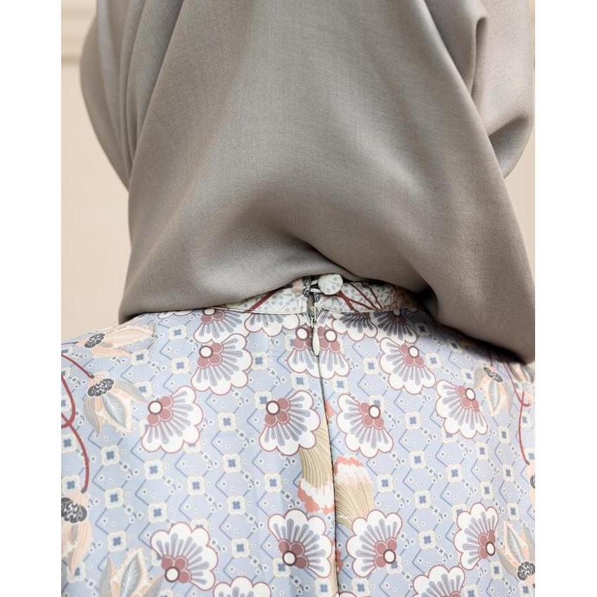 Thebest- Emily Blouse in Rosy Peach - Wearing Klamby