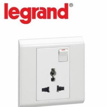 HARGA DISC - stop kontak AC legrand 617067