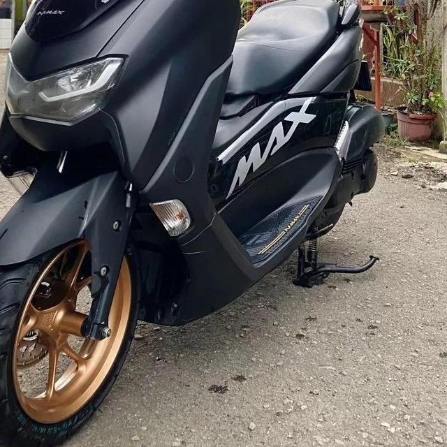 DY42 - NMAX NEW 2020 2021 2022 2023 2024 ORIGINAL GF BAHAN KARET RUBBER TEBAL ANTI SLIP PIJAKAN KAKI
