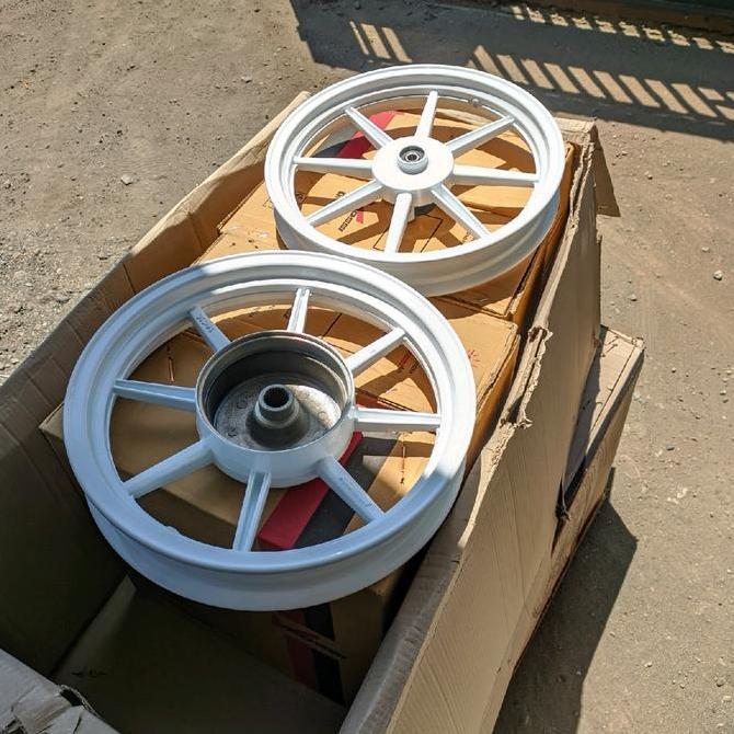 Terlaris Velg V-Rossi Palang 8 ( Beat - Scoopy - Vario ) Ring 14