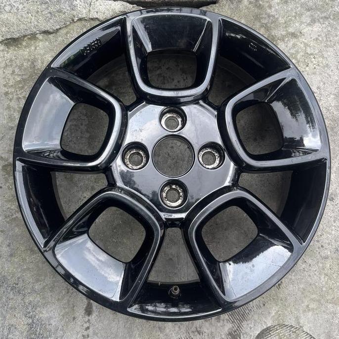 Velg suzuki ignis R15 original
