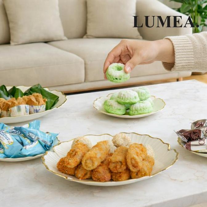 LUMEA - Piring Saji Tingkat untuk Makanan, 3 / 4 Susun Layer Lepas Pasang dengan Handle, Dapat Diisi