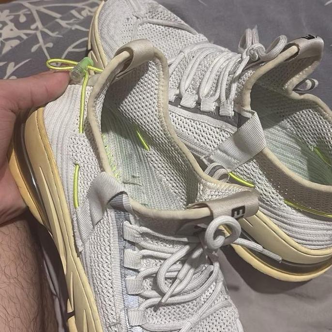 Tahan Lama Sepatu Everbest Emiro & Hoka Clifton 9