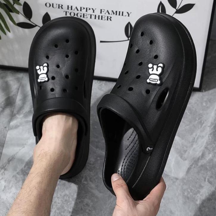 NEW DEALS CROCS SENDAL CROC S SANDAL BAIM PRIA KASUAL SENDAL KODOK ANTI SELIP SANDAL CLASSIC EVA DAN