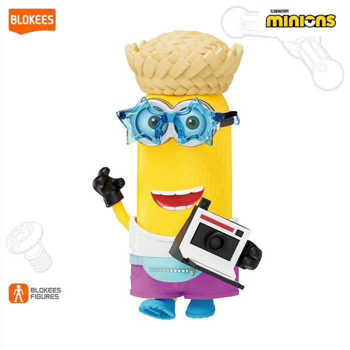 Blokees Figures Minions Mokoo 02 Summer Bello Mainan Blind Box Toys Koleksi Pajangan Minion Mokoo 02