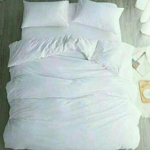 NEW SPREI + BEDCOVER HOTEL PENGINAPAN POLOS PUTIH