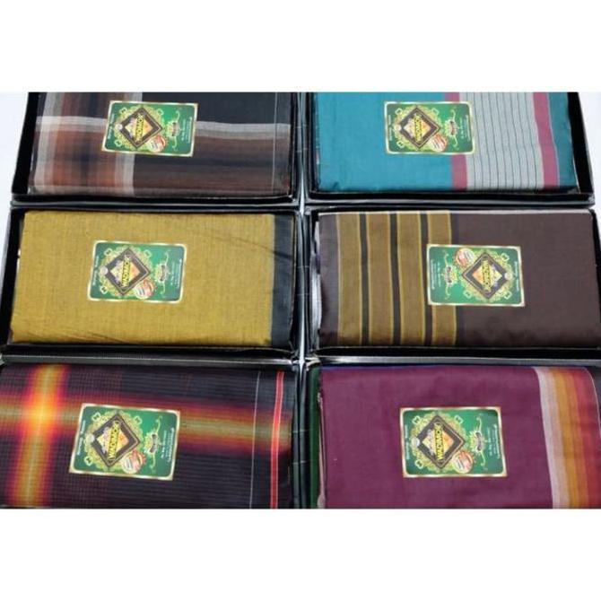 SARUNG WADIMOR. MOTIF PADANG/Kotak KOMBINASI Dewasa Kain  Tenun  Katun Kotak Muslim Putih belah Hita