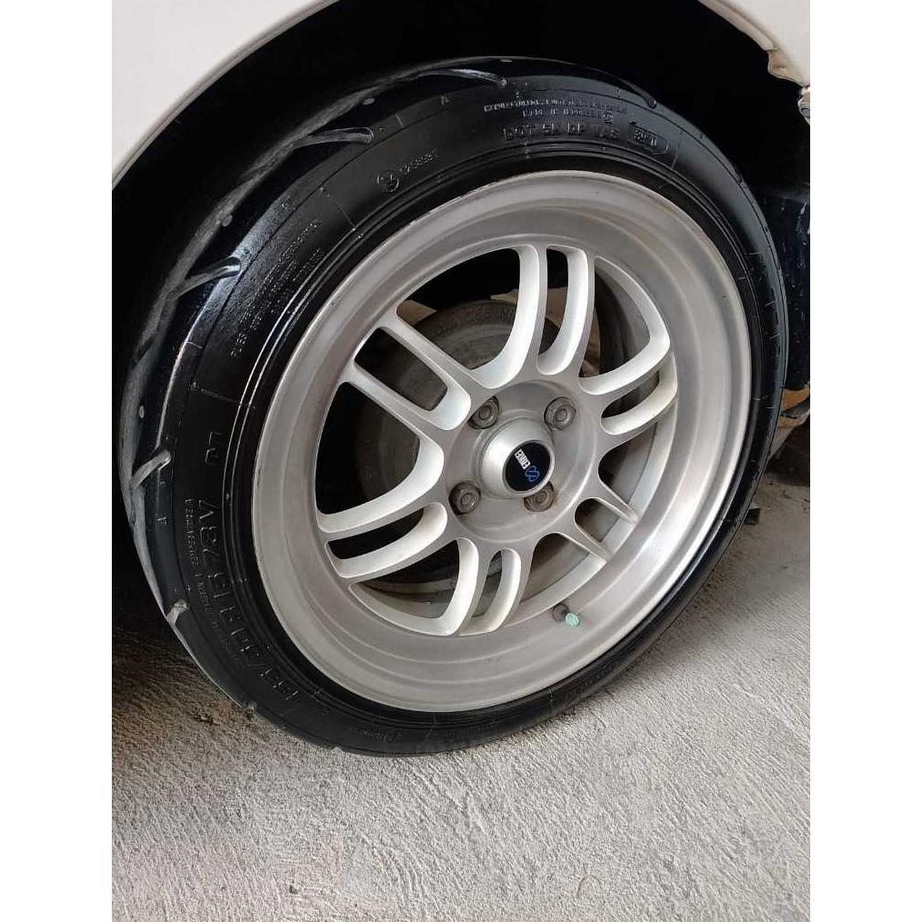 Cuci Gudang  Semir Ban Pengkilap Body Kasar Dan Ban Mobil Motor