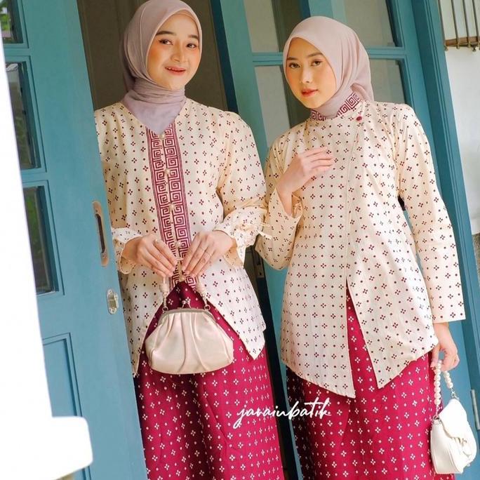 javainbatik - SET FAMILY BATIK SEJUMPUT CREAM MAROON - set couple batik - batik kondangan - one set 