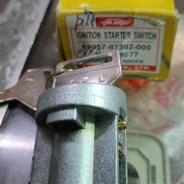 KUNCI KONTAK DAIHATSU DELTA V22 & V83 GRADE