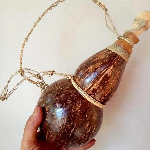 Kempis botol air minum batok kelapa unik dan etnik