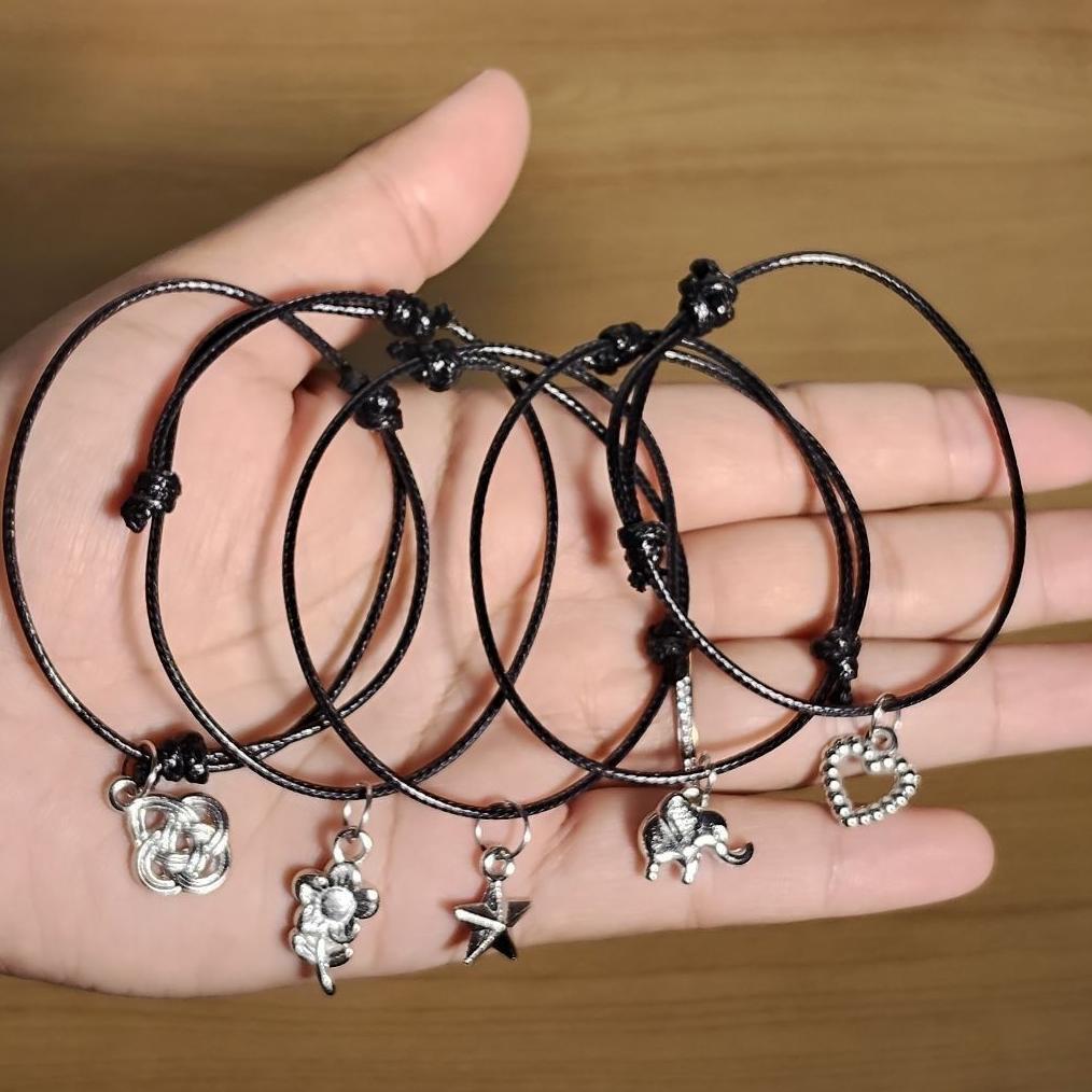 100% Aman Gelang Korea Hitam Per Set Isi 12 Pcs
