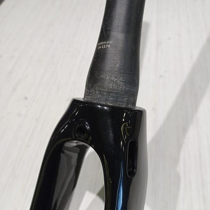 Fork disc brake 700c carbon tapered inner cable import