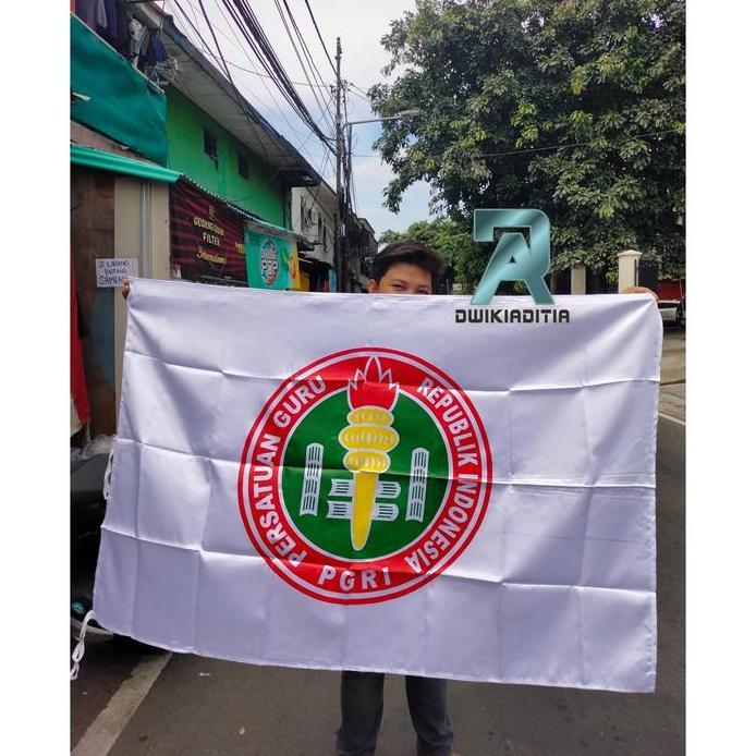 Bendera Bahan Satin PGRI 90x135cm