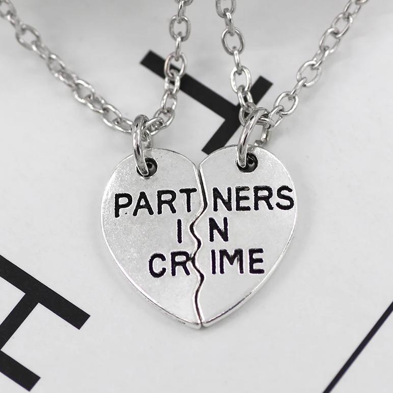 2pcs/set Splicing Necklace Necklace Heartbroken Pendant Necklace Men And Women Best Friends BFF Frie