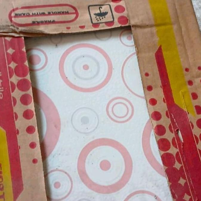 KERAMIK DINDING 20X25 GLOSSY PINK SALUR murah