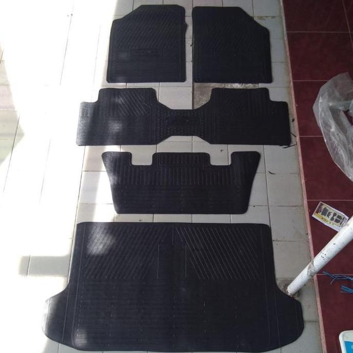 Karpet karet mobil full set Calya - Sigra